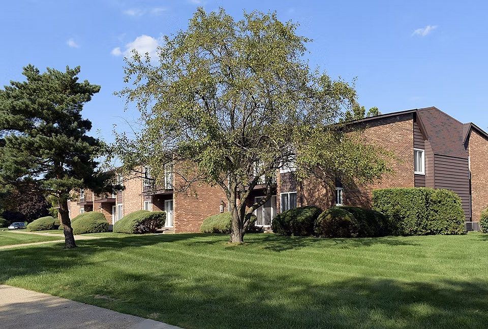27489 Parkview Blvd # 27-7303, photo 23