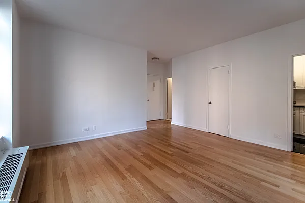 Rented by Brown Harris Stevens | media 15