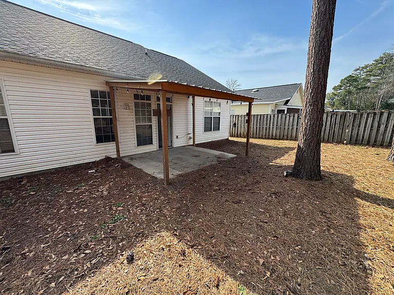 225 Spring Oak Ln — Photo 13