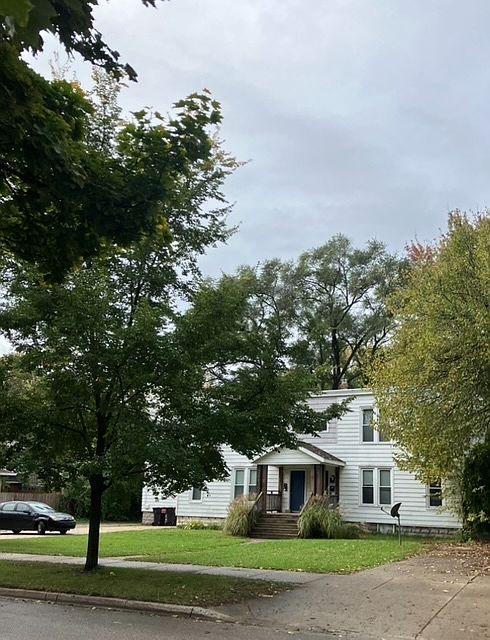 Front of building on 149 Lane NW