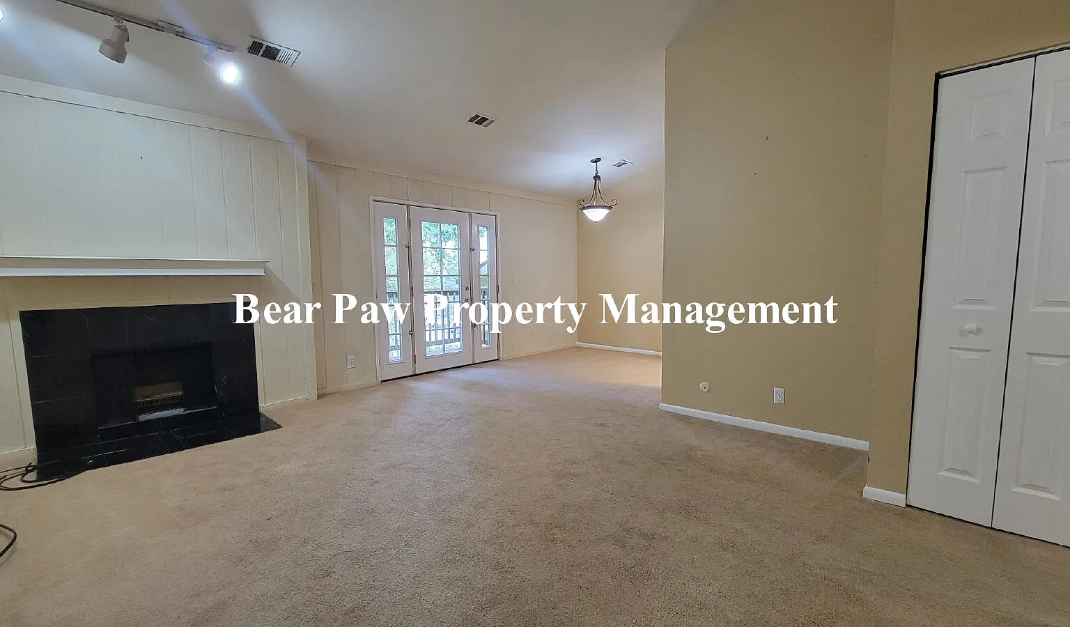 2 bed, 1.0 bath, 806 sqft, $1,950 — Photo 2