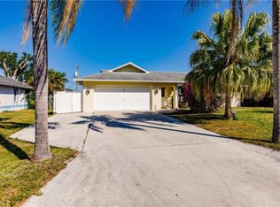17204 Malaga Rd, Fort Myers, FL 33967