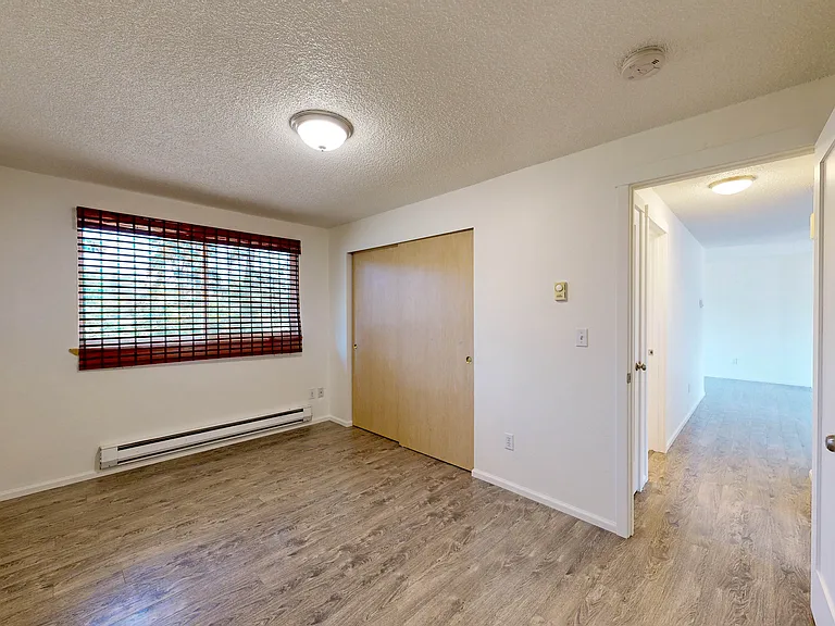 1725 Lafayette St S #B — Photo 9