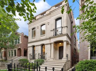 2324 W Charleston St, Chicago, IL 60647