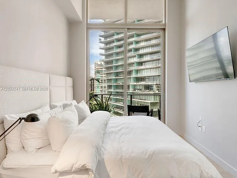 2655 S Bayshore Dr #807 — Photo 11
