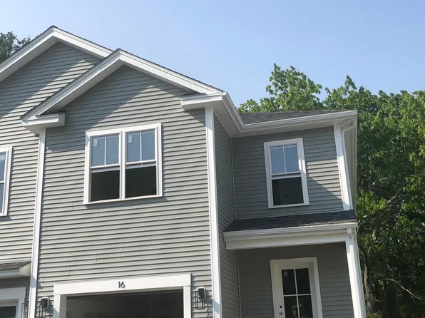 16 Shaker Pond Rd, Ayer, MA 01432