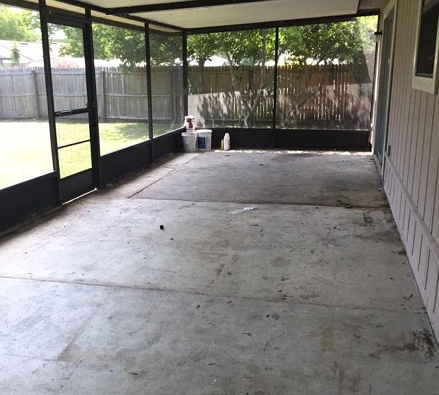 screened porch