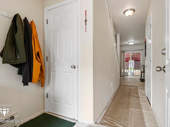 4th image of 1609 Woodroe Ln #60
