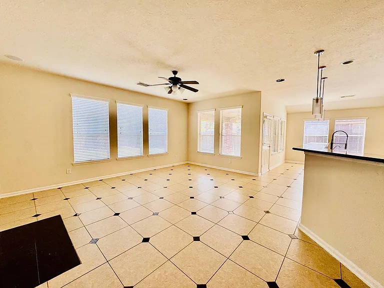 26123 Ginger Gables Ln — Photo 7