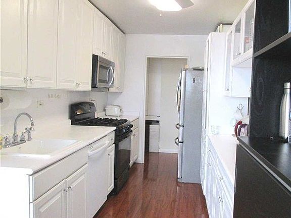 5th image of 11101 Queens Blvd #10H