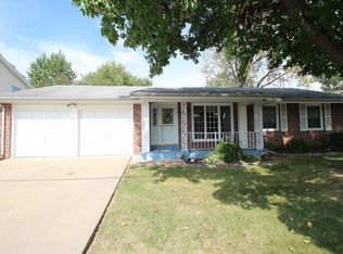 895 New Smizer Mill Rd, Fenton, MO 63026