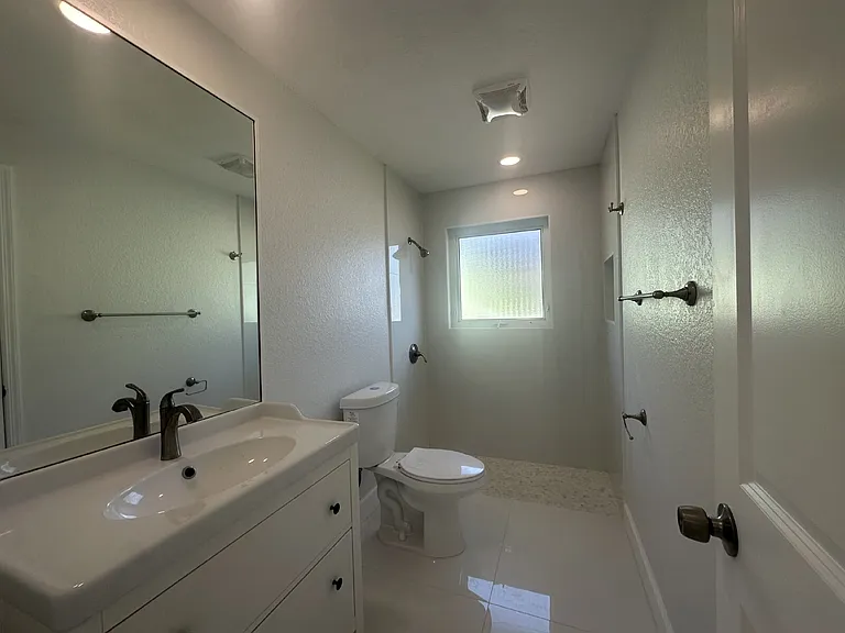 230 Annapolis Ln — Photo 13
