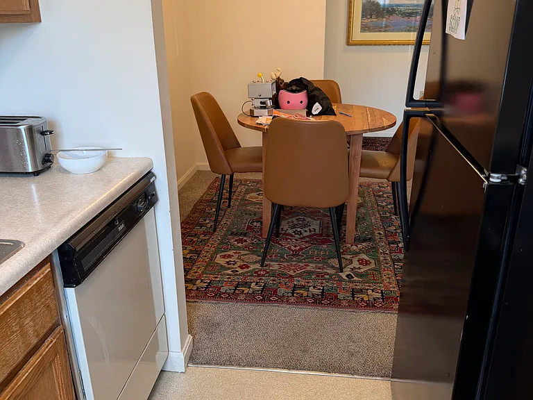 826 State St #1 — Photo 8