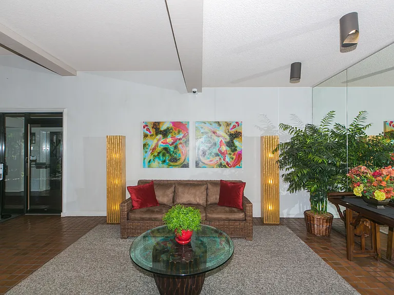 1910 Ala Moana Blvd #21B — Photo 56