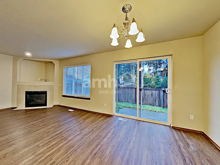 9202 175th Street Ct E — Photo 6
