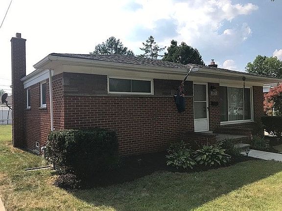3rd image of 15274 Fordline St