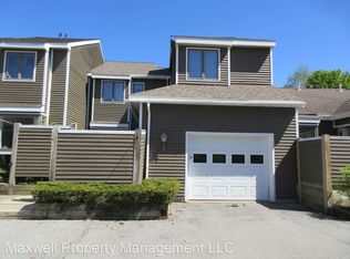14 Collins Ter, Saratoga Springs, NY 12866