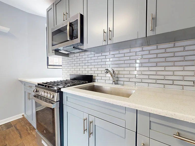 14 65th St #12 — Photo 3