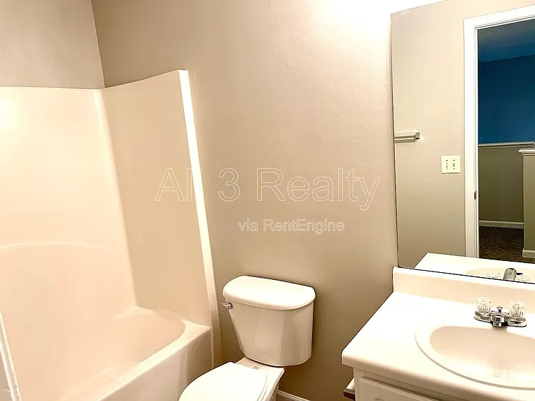 311 Coral Cir — Photo 16