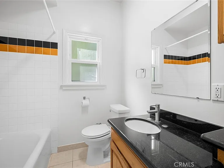 216 E Windsor Rd #2 — Photo 15