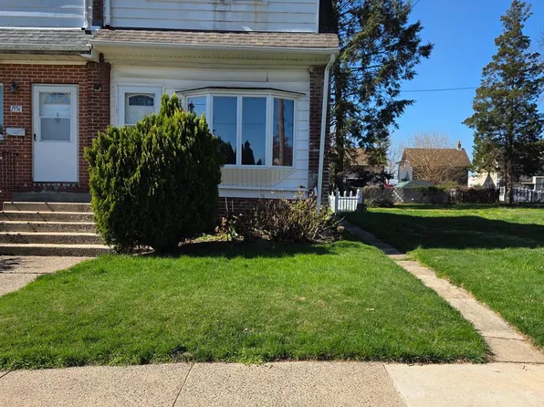 1954 Kohl St, Philadelphia, PA 19115