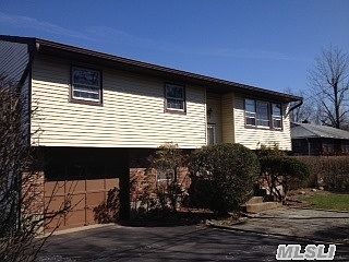 2nd image of 5 Taylor Ln