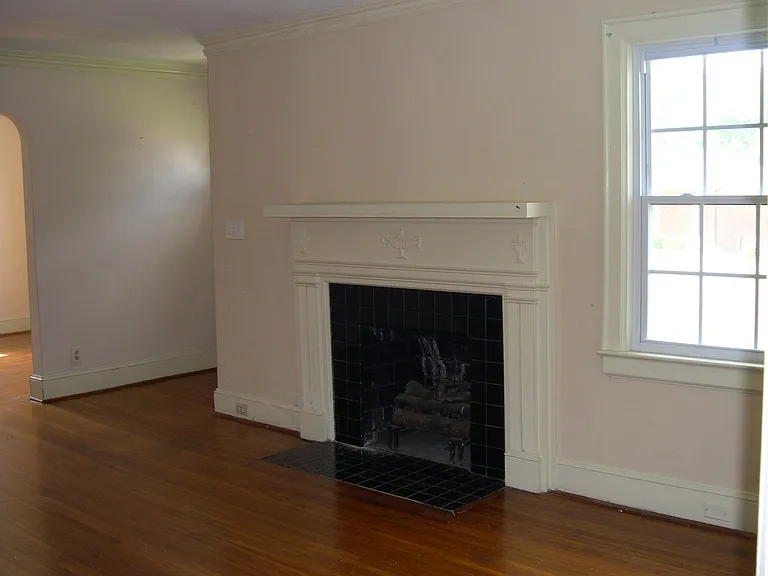 1826 Central Ave — Photo 6