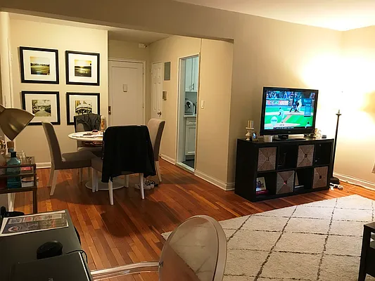 Rented by Prime Realty | media 57