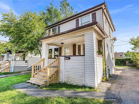 2nd image of 13404 Chapelside Ave