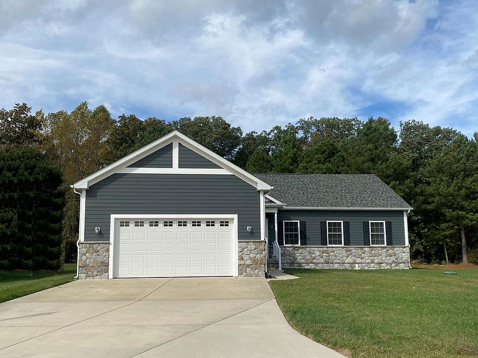 1st image of 121 Oysterman Dr