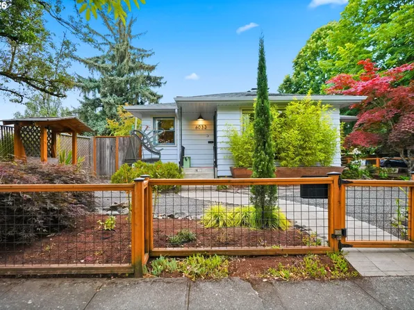 6032 SE 47th Ave, Portland, OR 97206