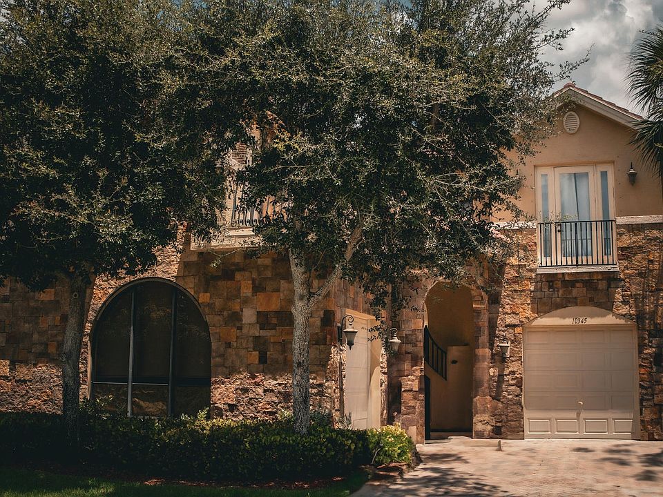 1st image of 10345 Medicis Pl