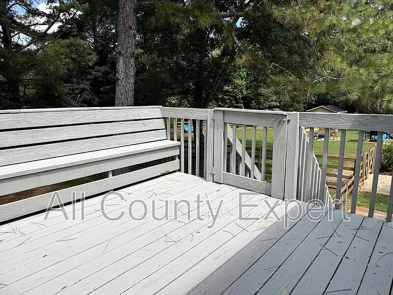 7745 Wynfield Dr — Photo 32