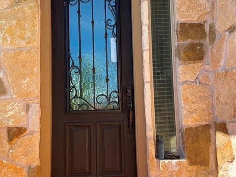 400A Hummingbird Ln — Photo 2