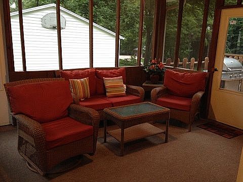 Screened in backporch 
