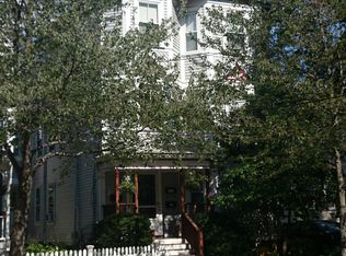 112 Chestnut St, Brookline, MA 02445