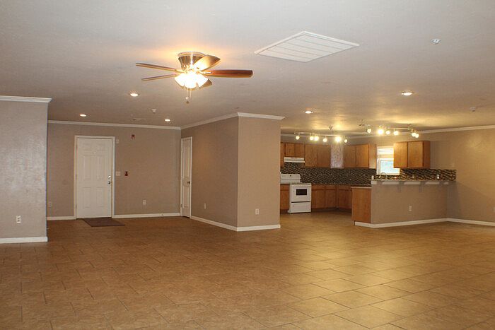 1st image of 1208 N Davis Ave