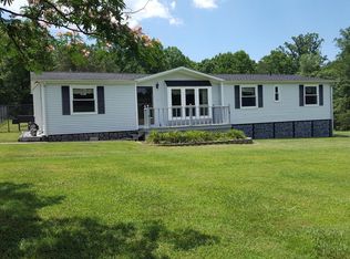 2771 Rutrough Rd, Roanoke, VA 24014