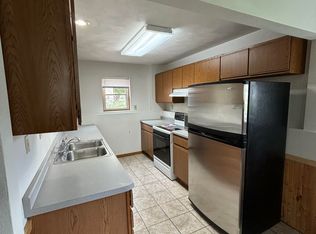 640 Grand St #640, Oshkosh, WI 54901