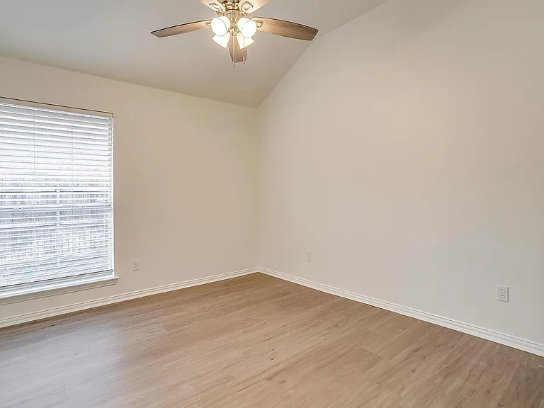 3212 Riverwood Dr — Photo 33