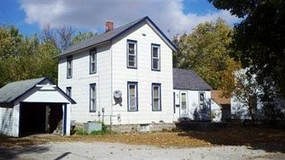 1st image of 607 W 6th St