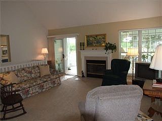 5th image of 6540 Upper Lake Cir