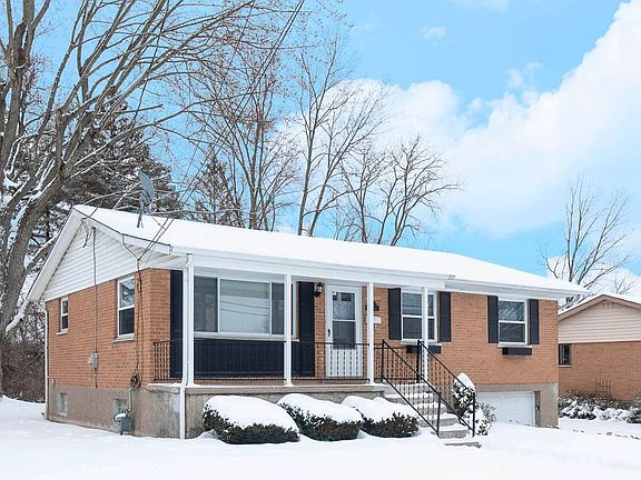 3rd image of 8866 Brittany Dr
