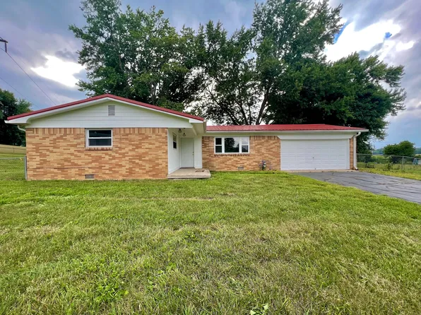 3880 Adams Dr, Martinsville, IN 46151