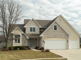 16222 Thunderbird Rd, Huntertown, IN 46748