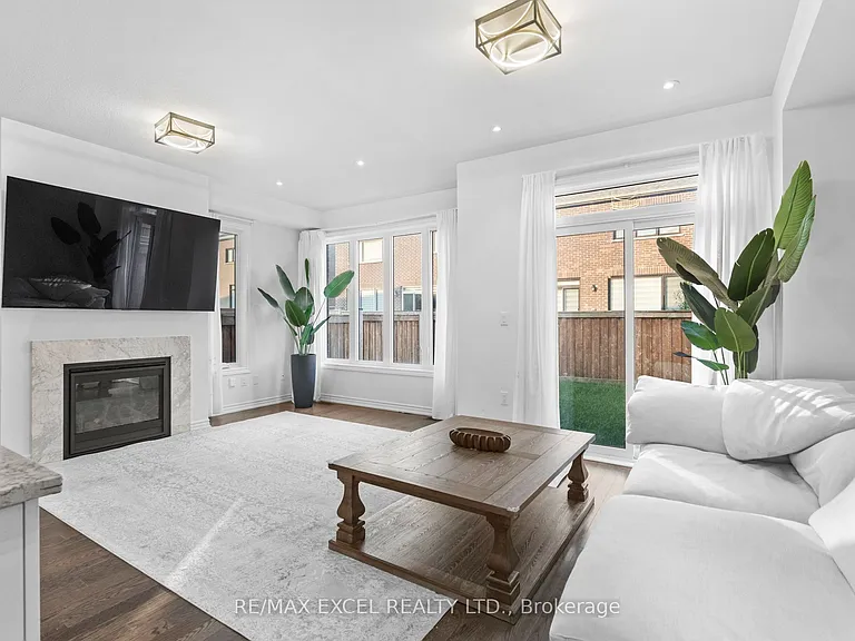 37 Macpherson St — Photo 24