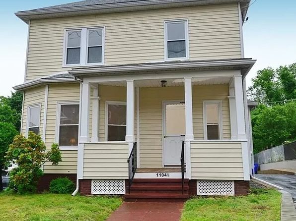 1104 1/2 Main St Unit 1