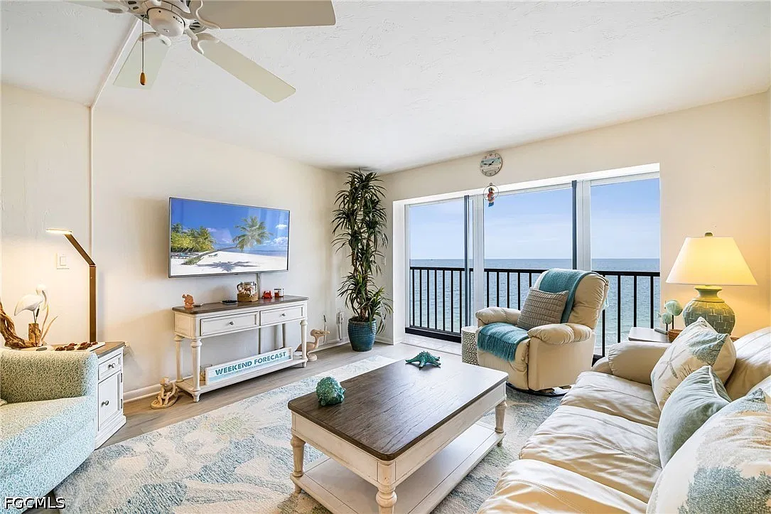 2 bed, 2.0 bath, 1154 sqft, $10,000 — Photo 1