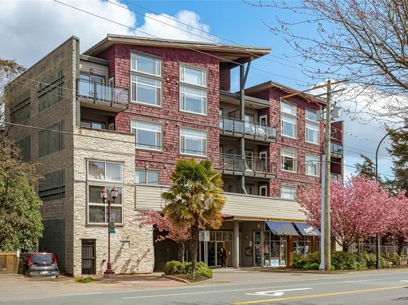 844 Goldstream Ave #308, Langford, BC V9B 2X7