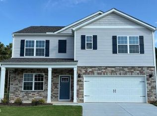 1085 Misty Creek Dr, Aberdeen, NC 28315